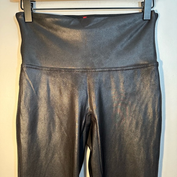 SPANX Women’s Faux Leather Leggings Size XL Black Shaping Compression - Picture 3 of 9